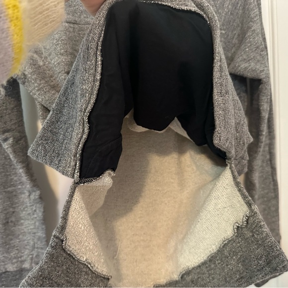 Marni heather gray sweatshirt with pouch pocket EUC - size 38 (US 4/6 or Sm) - Picture 8 of 13